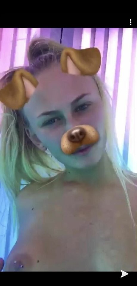 Elin Junkergard photo 42