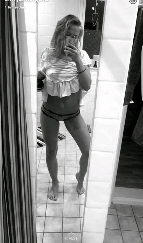 Elin Junkergard photo 50