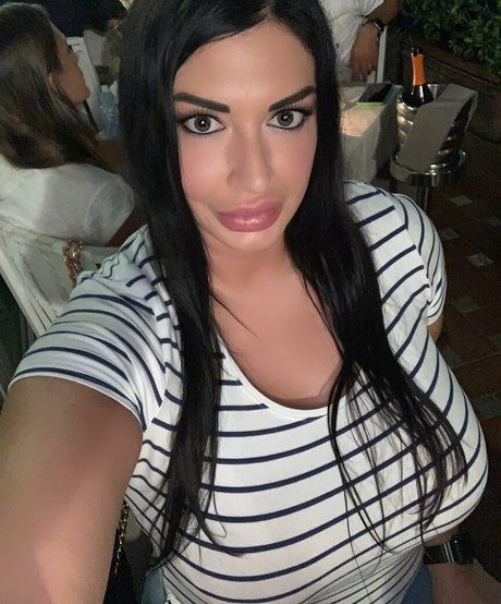 Elisabetta_mediterraneagirl photo 2