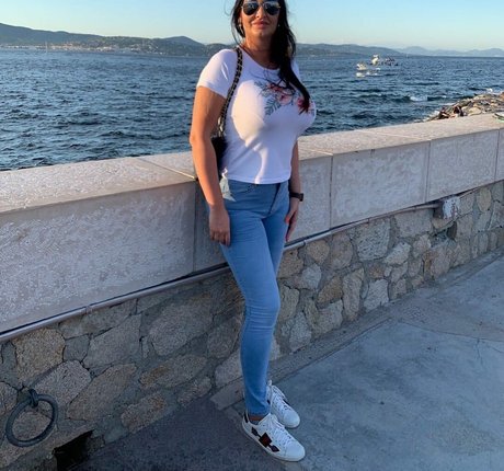 Elisabetta_mediterraneagirl photo 4