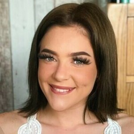 Elise Jean photo 65
