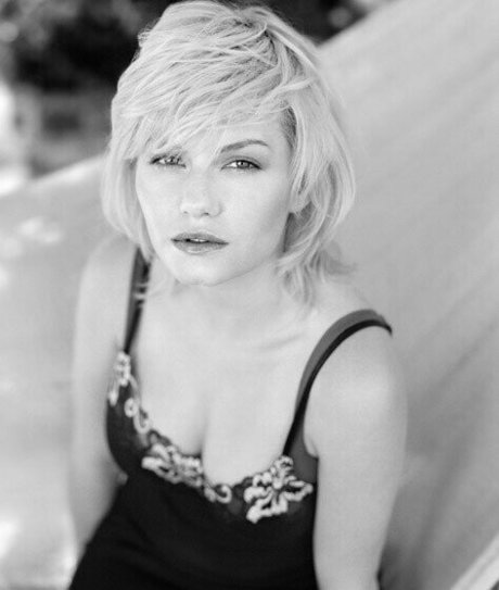 Elisha Cuthbert photo 61