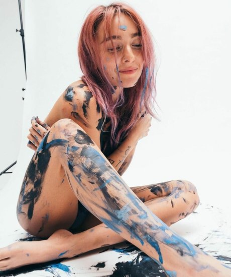 Eliza Grace photo 3