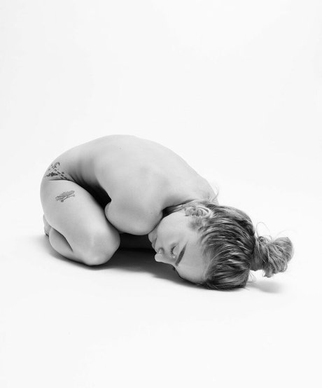 Eliza Grace photo 11