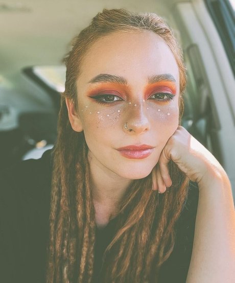 Profile photo of Eliza Grace