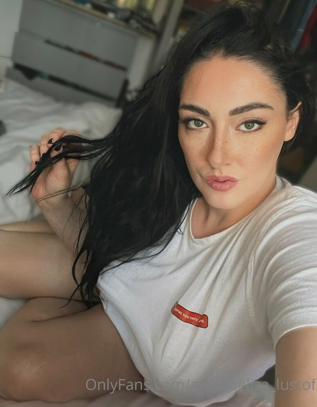 Eliza Lust photo 21