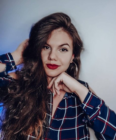 Eliza Stefanova photo 27