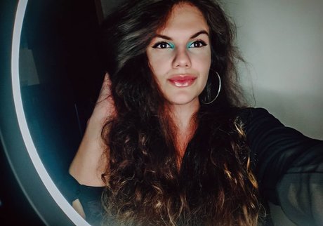 Eliza Stefanova photo 29