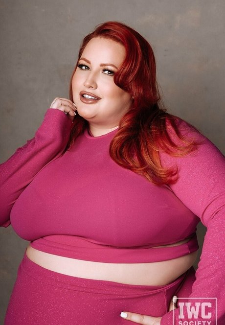 Elizaallure photo 100
