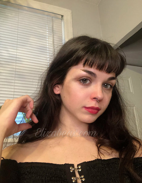 Elizabeafree photo 22