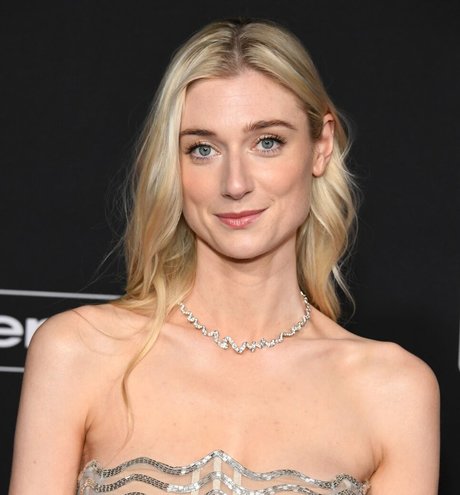 Elizabeth Debicki photo 9