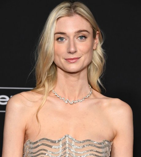 Elizabeth Debicki photo 17
