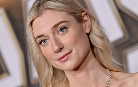 Elizabeth Debicki photo 18