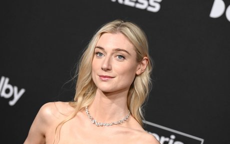 Elizabeth Debicki photo 24