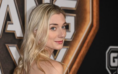 Elizabeth Debicki photo 42