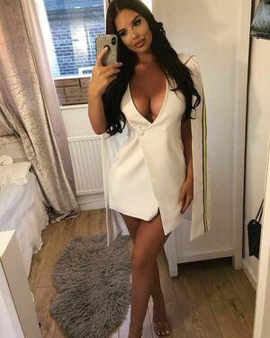 Elizabeth Georgina photo 255