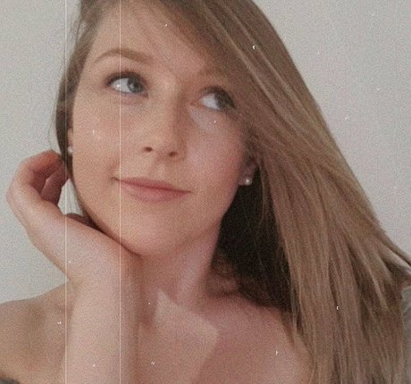 Elizabeth Height photo 3