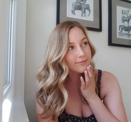 Elizabeth Height photo 6