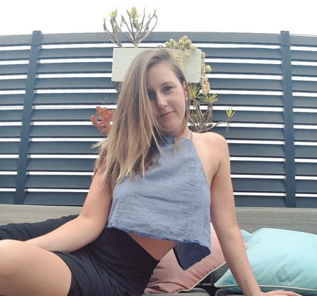 Elizabeth Height photo 13