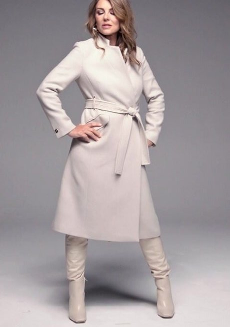 Elizabeth Hurley photo 210