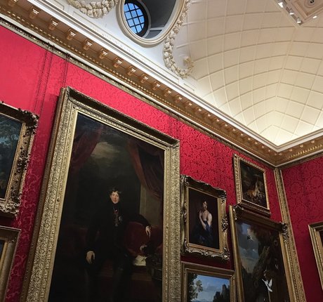 Elizabeth M photo 260