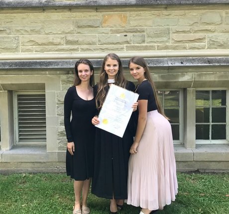 Elizabeth M photo 277