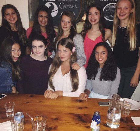 Elizabeth M photo 456