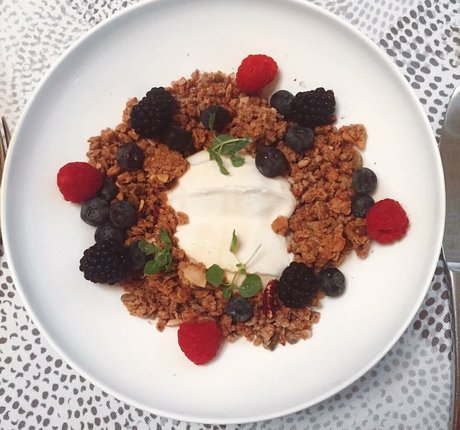 Elizabeth M photo 633