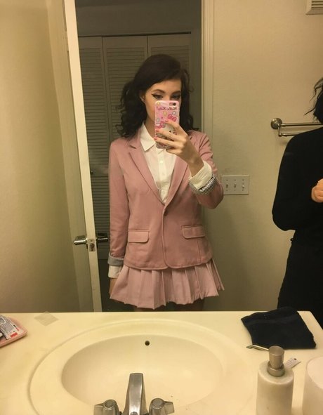 Elizabeth Reed photo 22