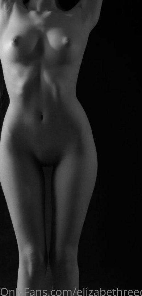 Elizabeth Reed photo 335