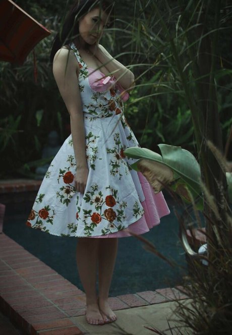 Elizabeth Reed photo 369