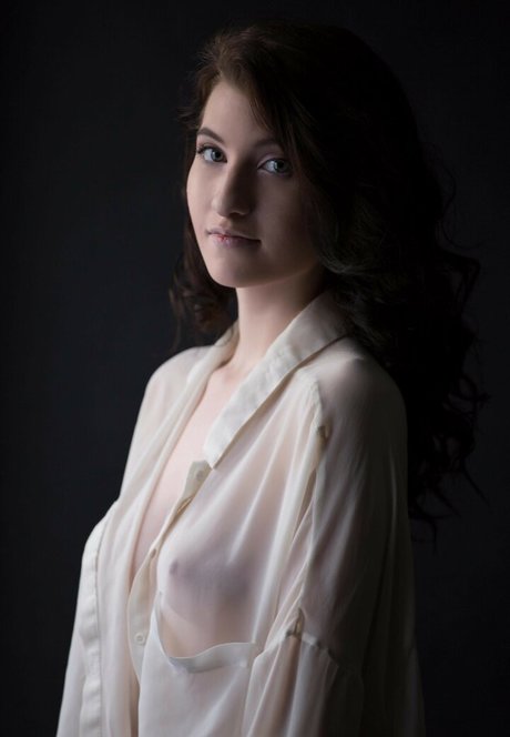Elizabeth Reed photo 439