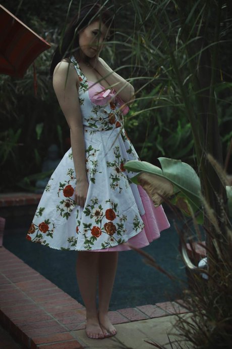 Elizabeth Reed photo 801