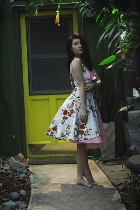 Elizabeth Reed photo 815