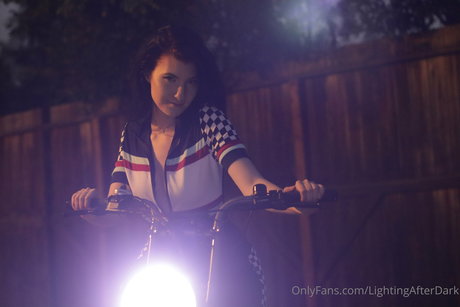 Elizabeth Reed photo 1114