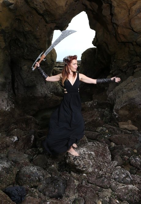 Elizabeth Zharoff photo 13