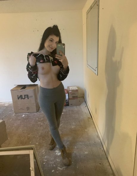 Elizabethreed photo 43