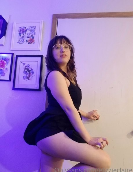 Elizzieclaire photo 62