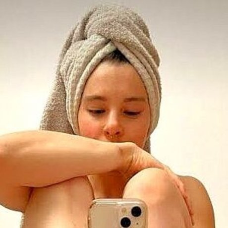 Ella Bucio photo 14