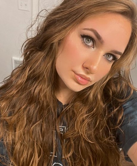 Ella Estrid photo 33