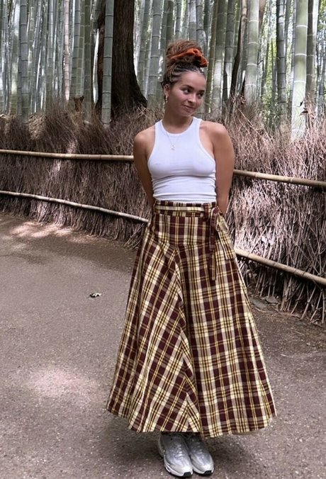 Ella Eyre photo 10
