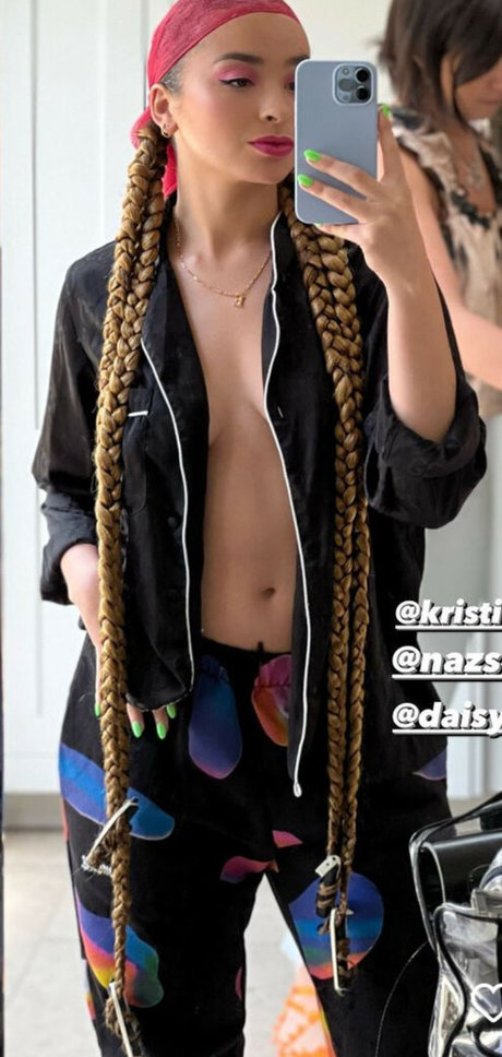 Ella Eyre photo 17