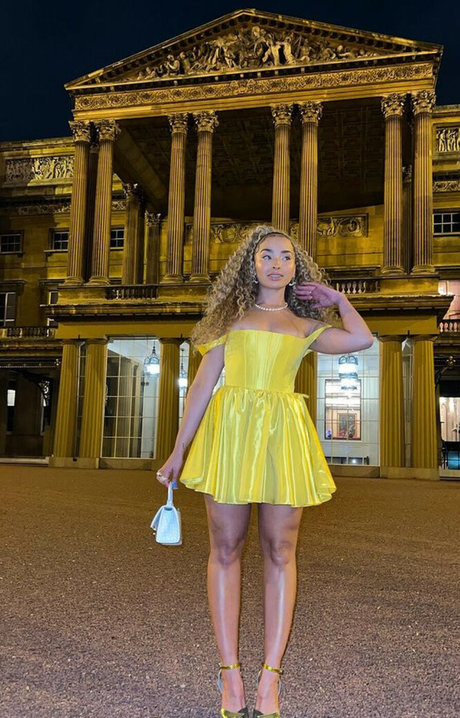 Ella Eyre photo 35