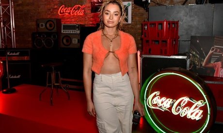 Ella Eyre photo 62
