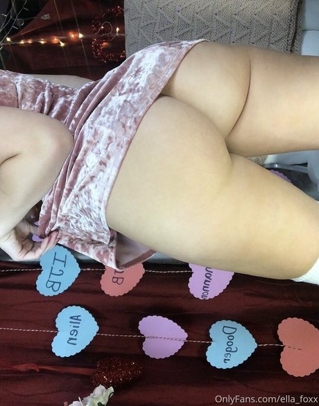 Ella_foxx photo 379