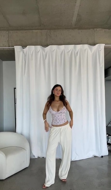 Ella Grace Cervetto photo 111