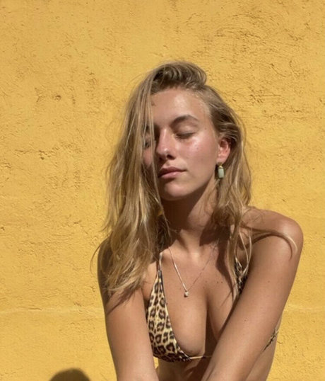 Ella Kernkamp photo 30