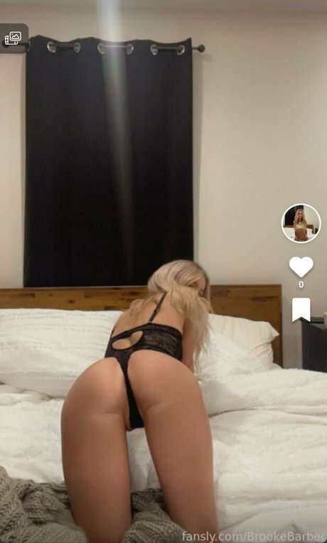 Ella Moore photo 7