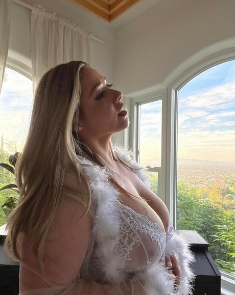 Ellana Bryan photo 34