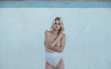 Elle Brittain photo 97